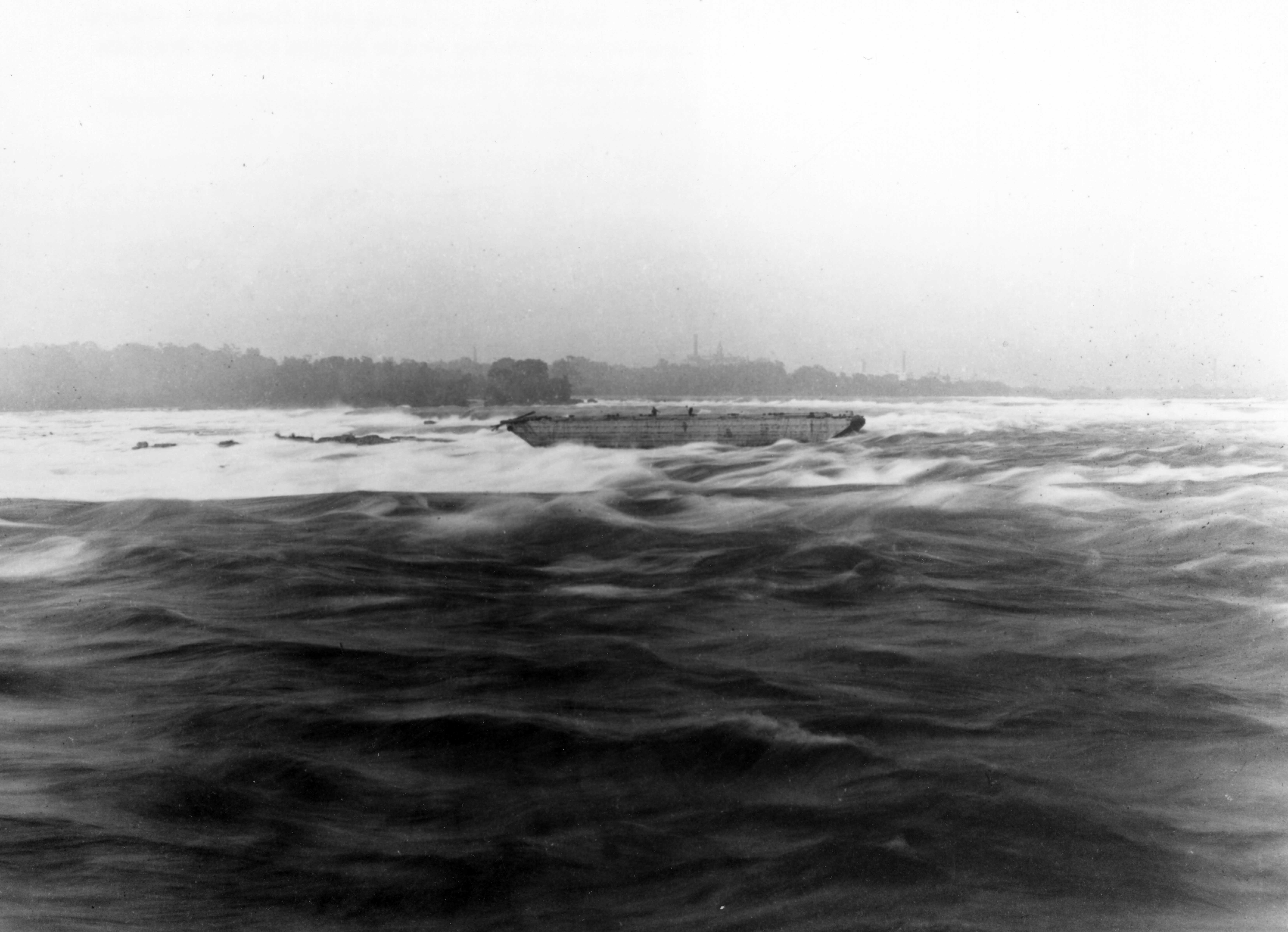 Iron Scow trapped in the NIagara River