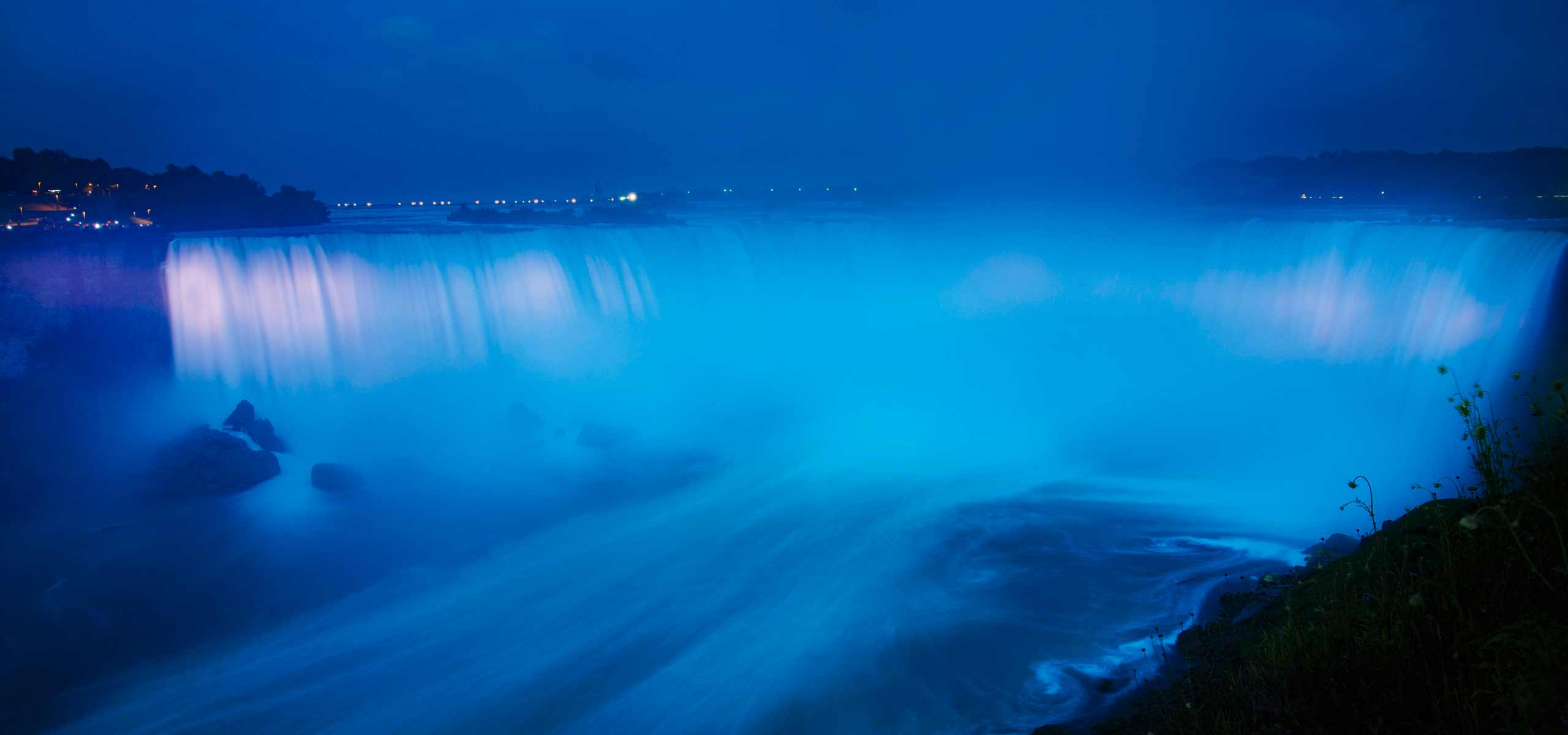 Niagara Falls to be Illuminated in Blue in Honour of the Royal Birth