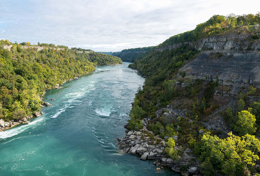 A view of the Niagara River Whirlpool from the Niagara Glen