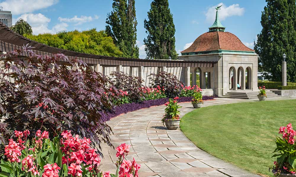 A photo of the daytime view of the Oakes Garden Theatre