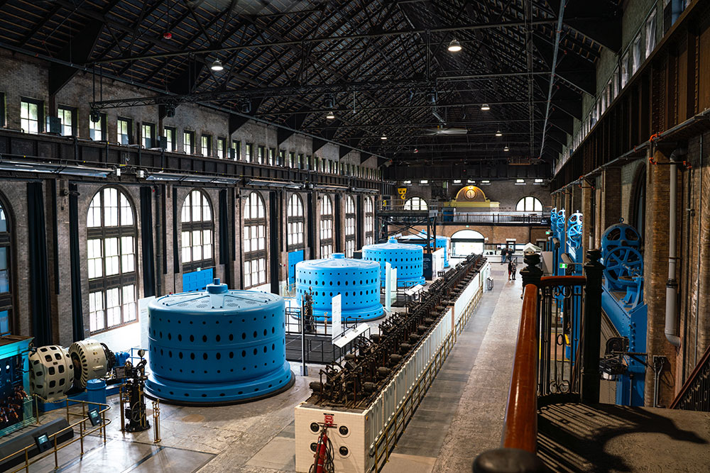 Show them Niagara’s story of water at the all-new Niagara Parks Power Station