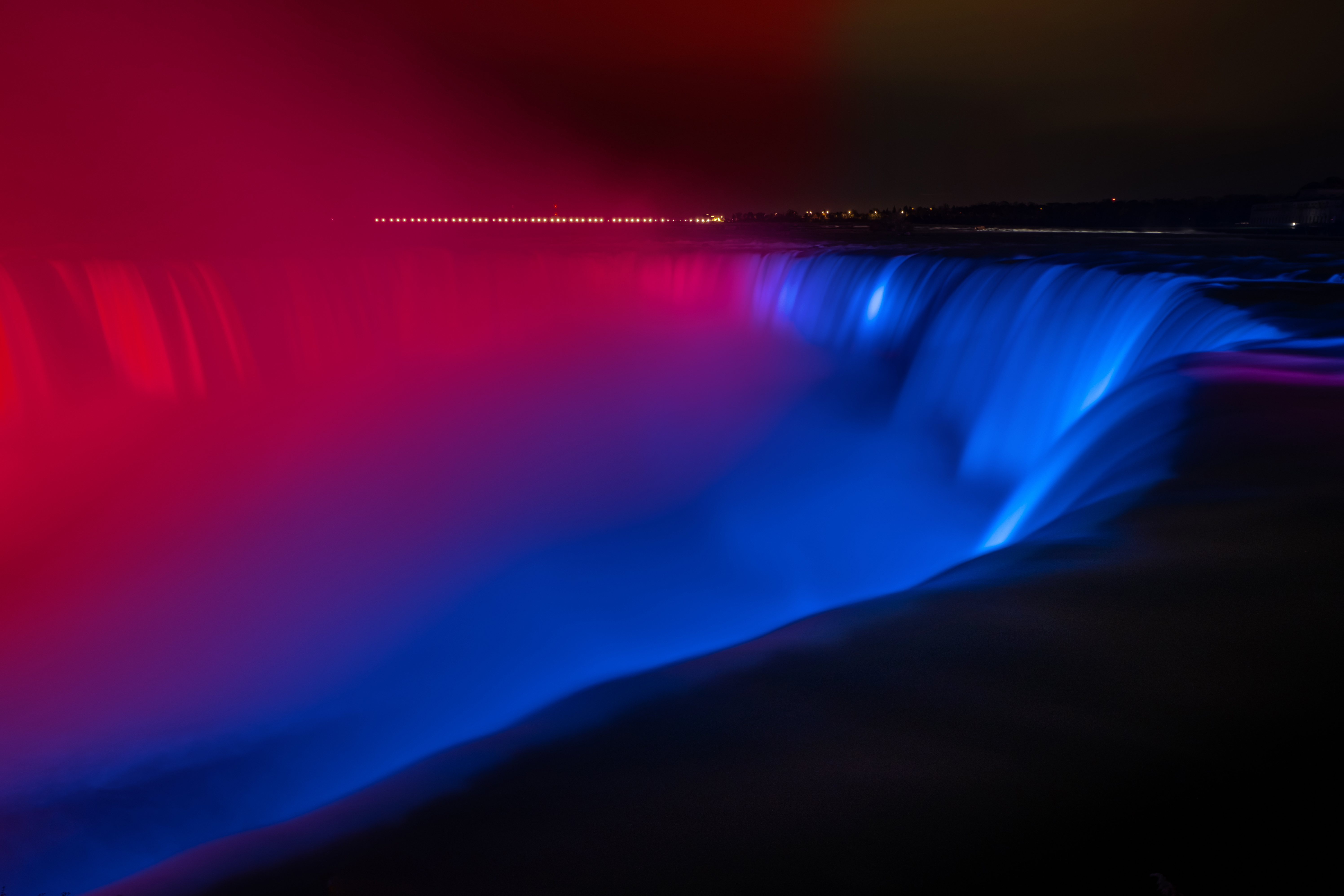 Buffalo Bills and Niagara Parks Welcome Fans to First-Ever Live Buffalo Bills Draft Pick in Canada