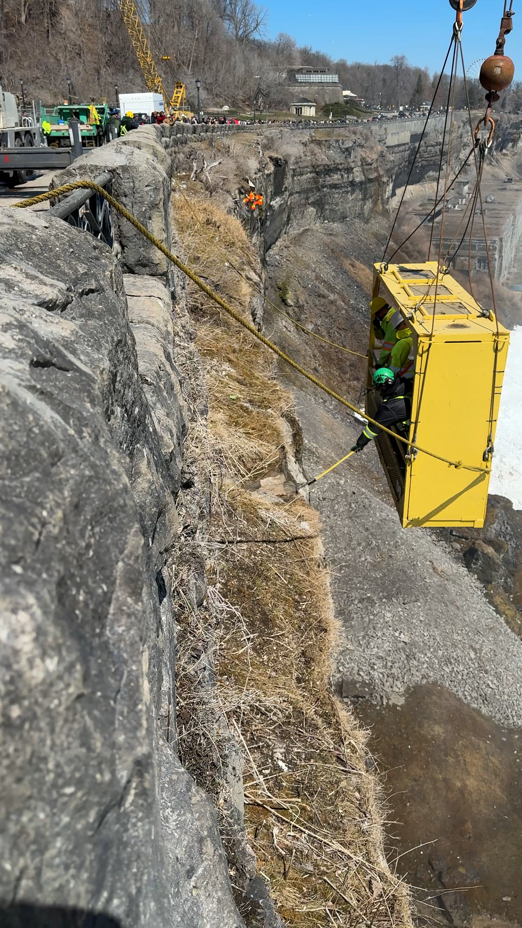 Niagara Parks to Conduct Annual Rock Scaling Along Niagara Gorge